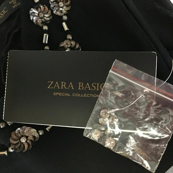 Zara Basic Size Small Black Sleeveless Blouse Shirt Tank Top Funeral Keyhole - Picture 7 of 9